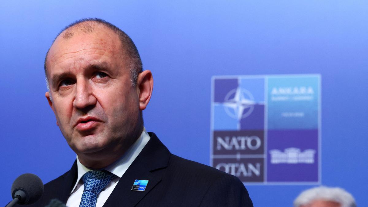 Bulgaristan'a Drone İndi: Romanya Sınırında Boru Hattı Yakınında Patlama