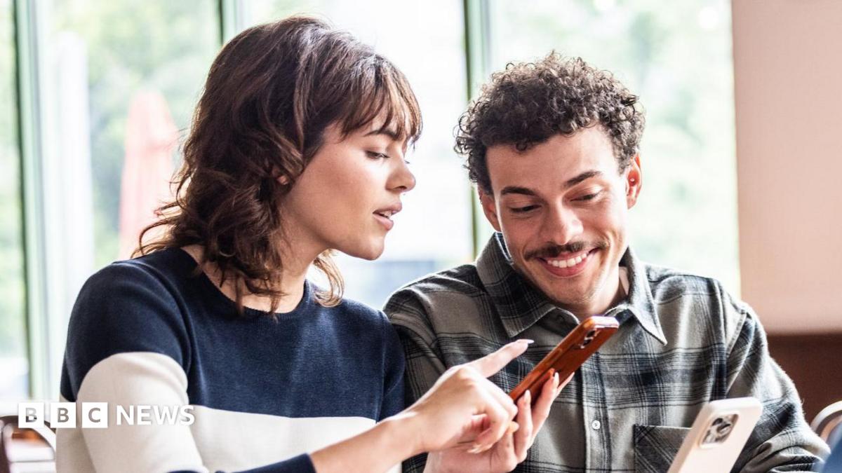 Bumble, Kadın-Öncelikli Sohbet Kuralını Kaldırdı