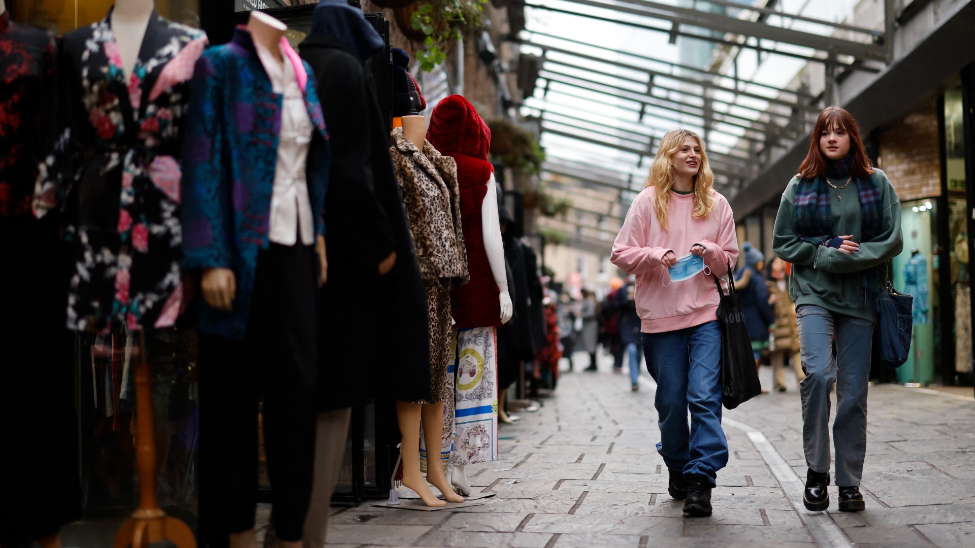 Camden Market sahibi milyarder İsrail askeri programlarını finanse ediyor