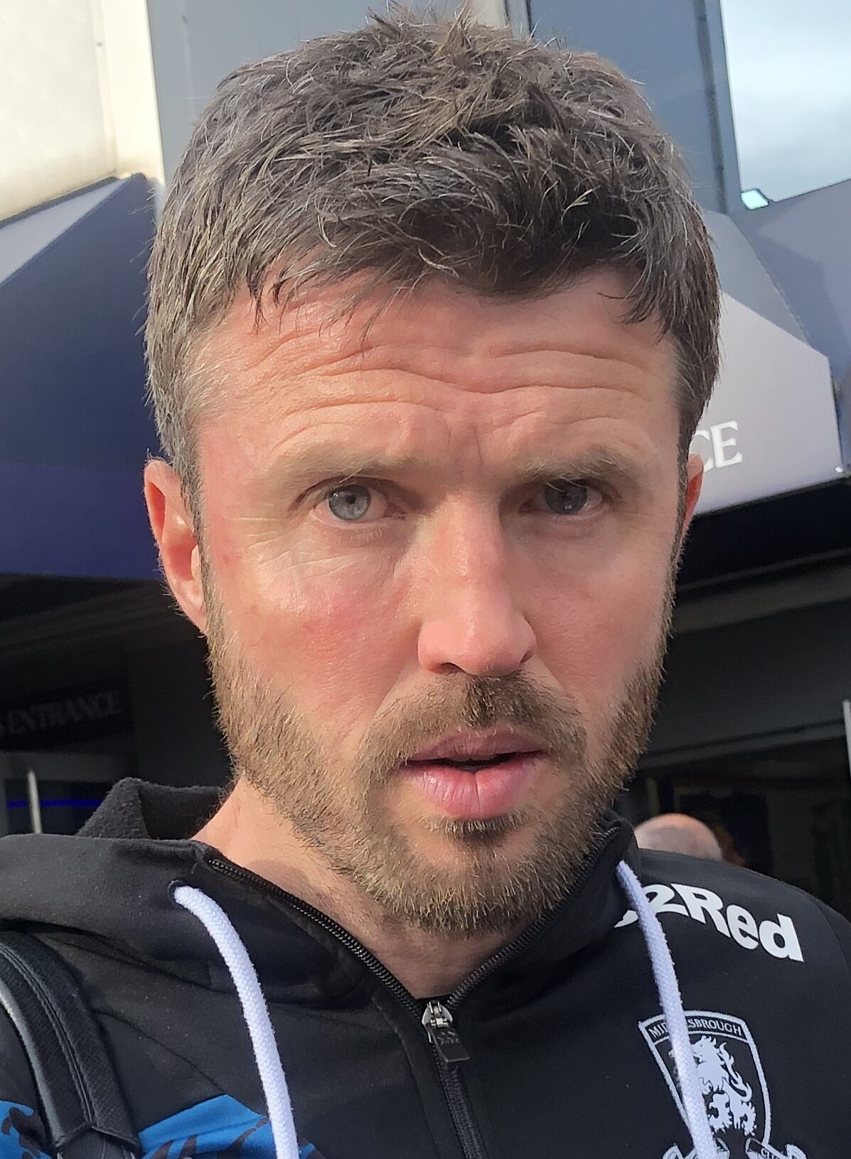 Carrick, Hull'da erken gerçeklik testiyle karşı karşıya