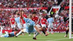 Carrick VAR'a güveniyor: Derby hatasına rağmen
