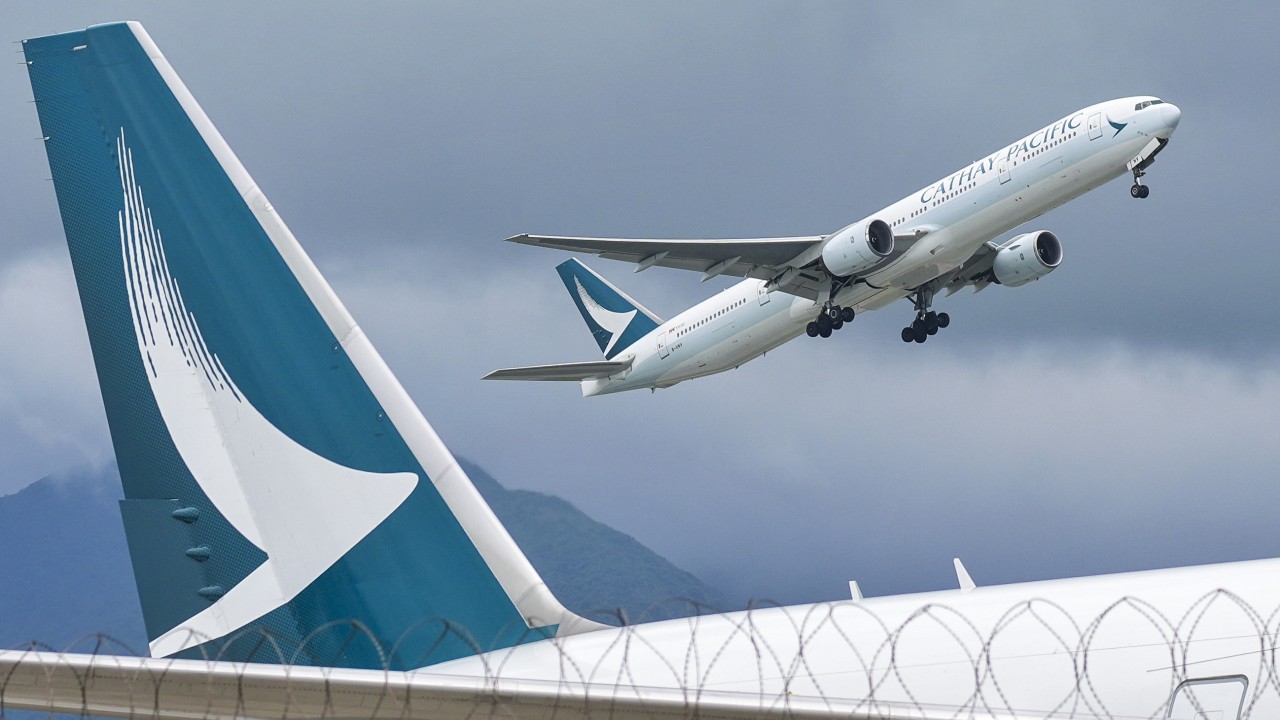 Cathay Pacific'in yarı yıl karı yüzde 71 artarak 6,24 milyar HK dolarına yükseldi