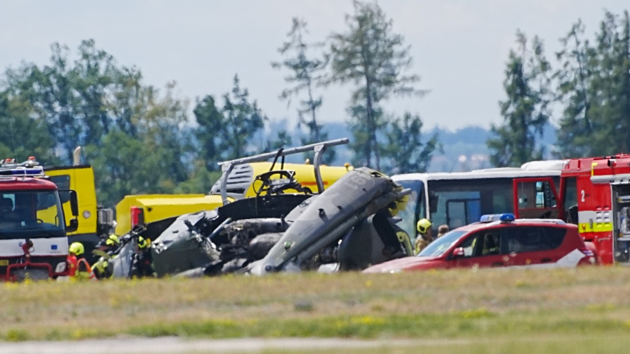 Çek Cumhuriyeti'nde askeri helikopter düştü: 1 ölü, 4 yaralı