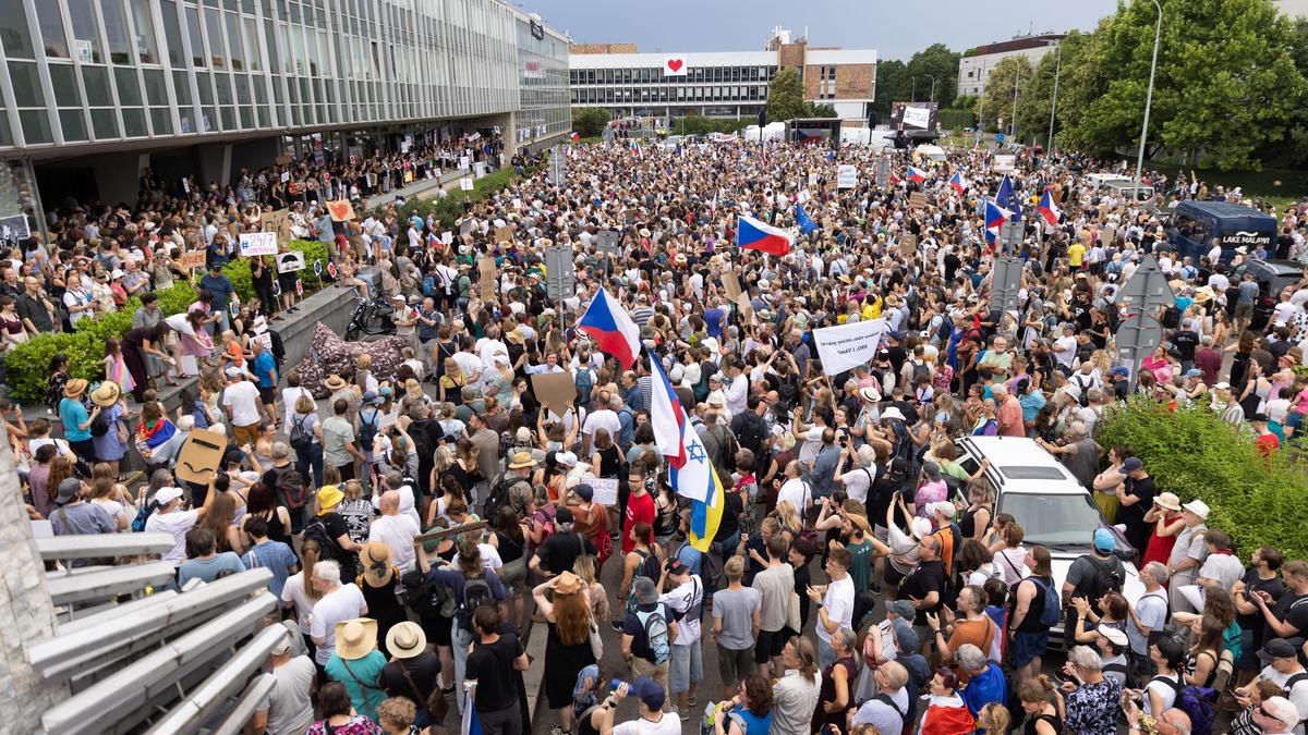 Çekya'da kamu yayıncılarının finansmanı protesto edildi