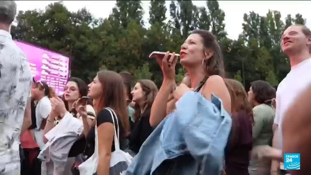 Céline Dion Paris'te Sahneye Dönüyor: 26 Konserlik Rezidans