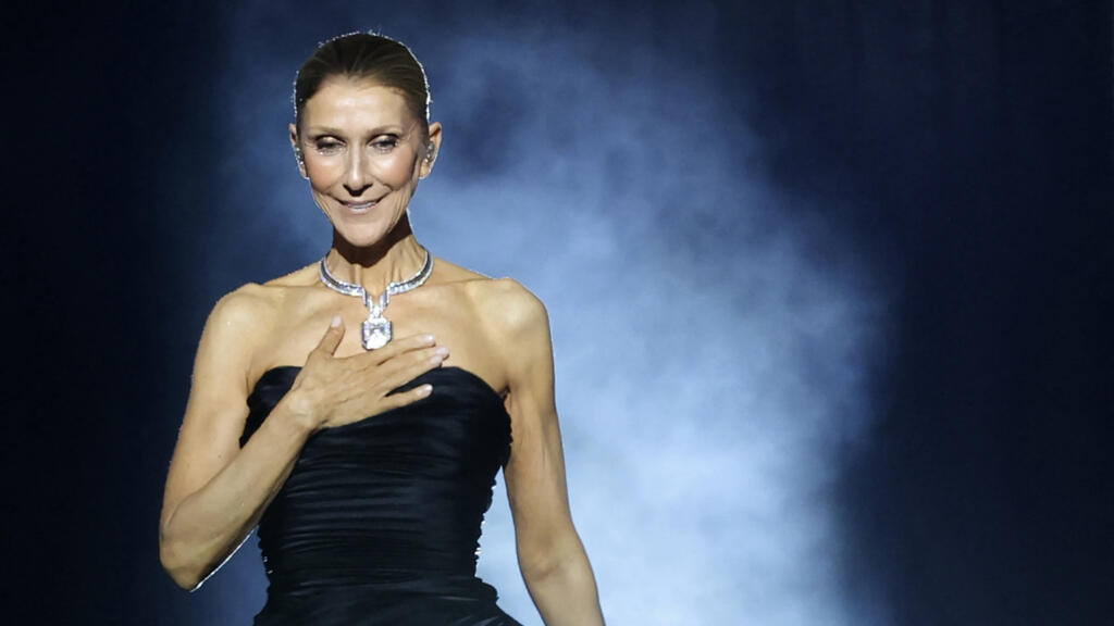 Céline Dion Paris'te Sahnelere Dönüşte Yarı Yolu Geçti