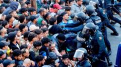 Ceuta Sahillerinde Göçmen Tahliyesi: Polis Harekete Geçti