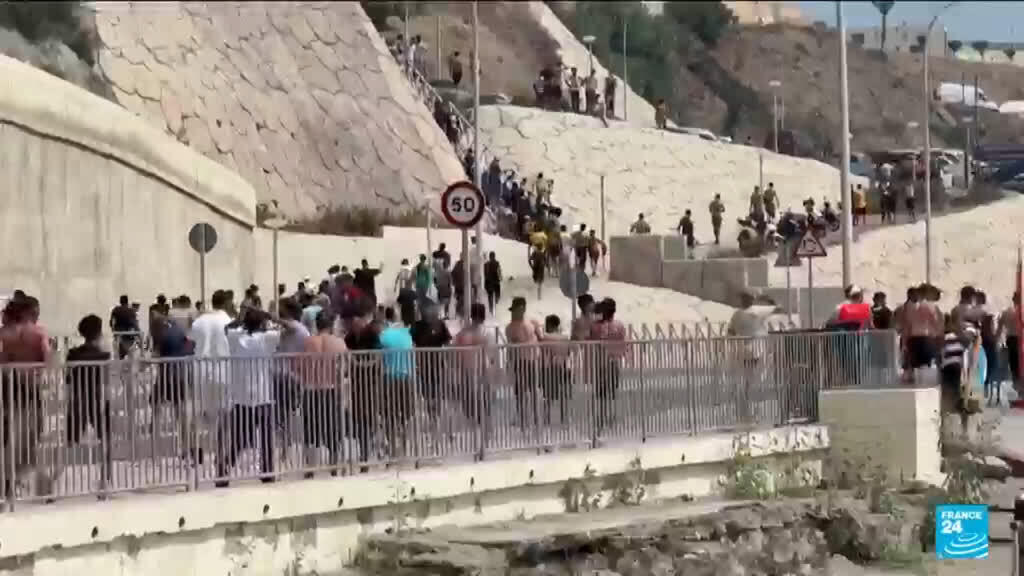 Ceuta Sınırında 60 Bin Göçmen, 57 Ölü