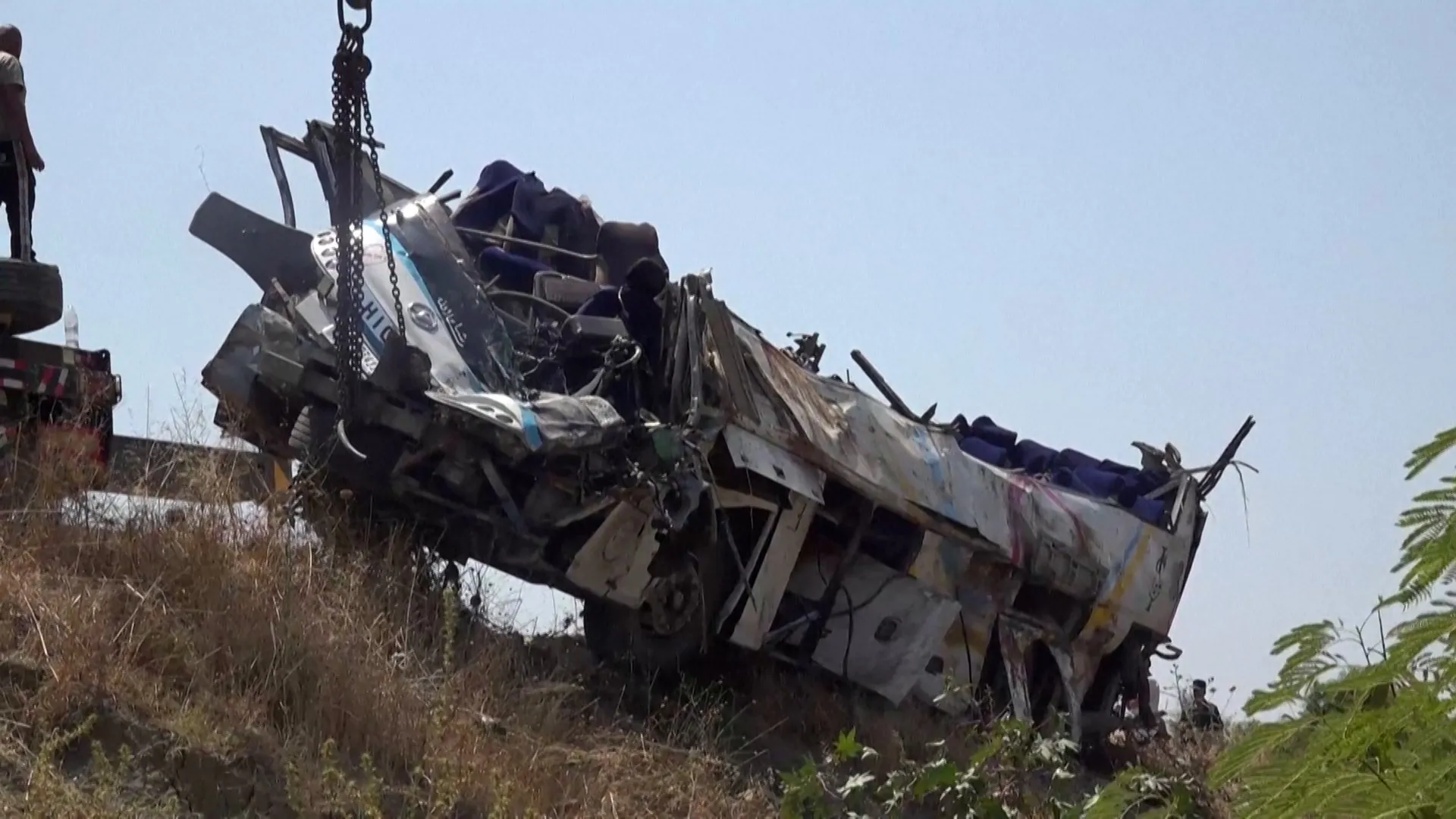 Cezayir'de Otobüs Kazası: 25 Ölü, Onlarca Yaralı