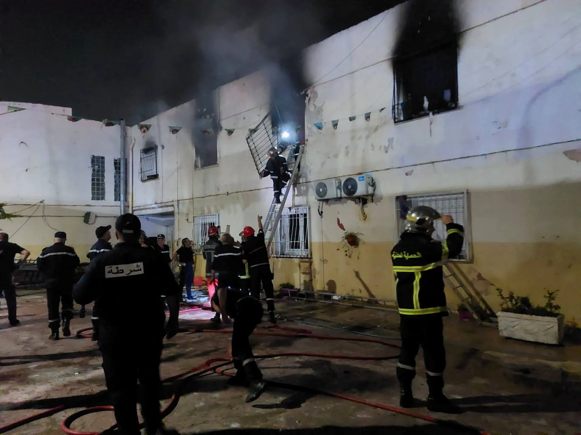 Cezayir'de Yetimhane Yangını: 11 Ölü