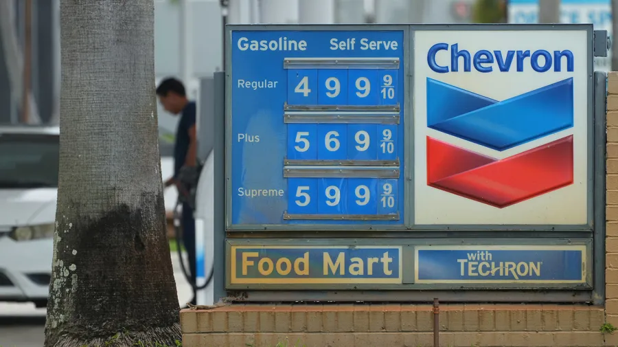 Chevron CEO'su: İran savaşı enerji piyasalarını kırılgan bıraktı