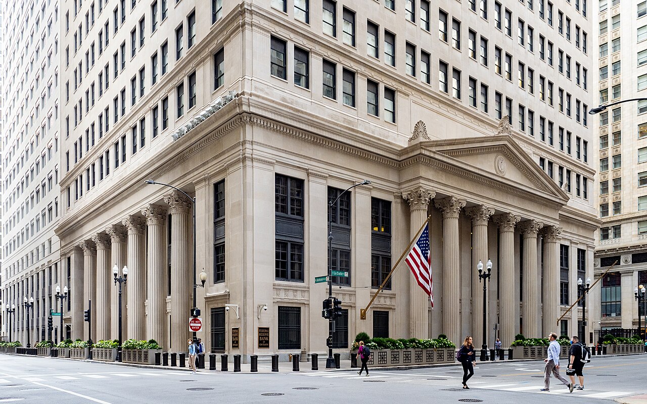 Chicago Fed Başkanı Goolsbee: Enflasyon ve Aşırı Isınma Hâlâ Endişe Kaynağı