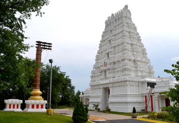 Chicago'da Hindu Tapınağına Saldırı Planı Silah Tutukluk Yapınca Engellendi