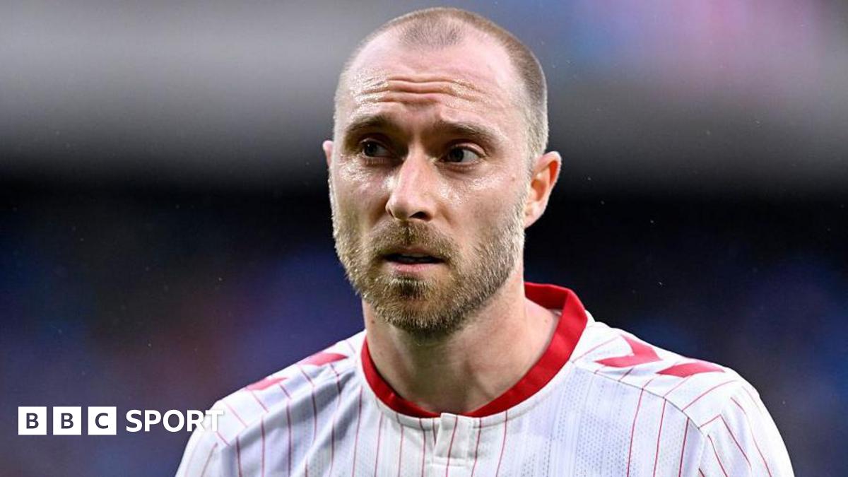 Christian Eriksen, sahada yığılmasının ardından iyi durumda