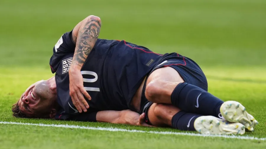 Christian Pulisic Dünya Kupası'nda Bacağını Kırdı