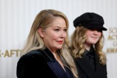 Christina Applegate: MS teşhisi yanlış olabilir