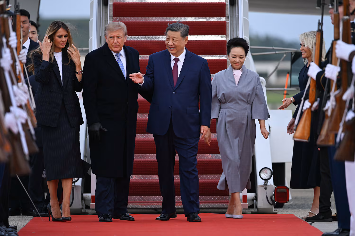 Çin Devlet Başkanı Xi Jinping'e Trump Zirvesinde Olağandışı Karşılama