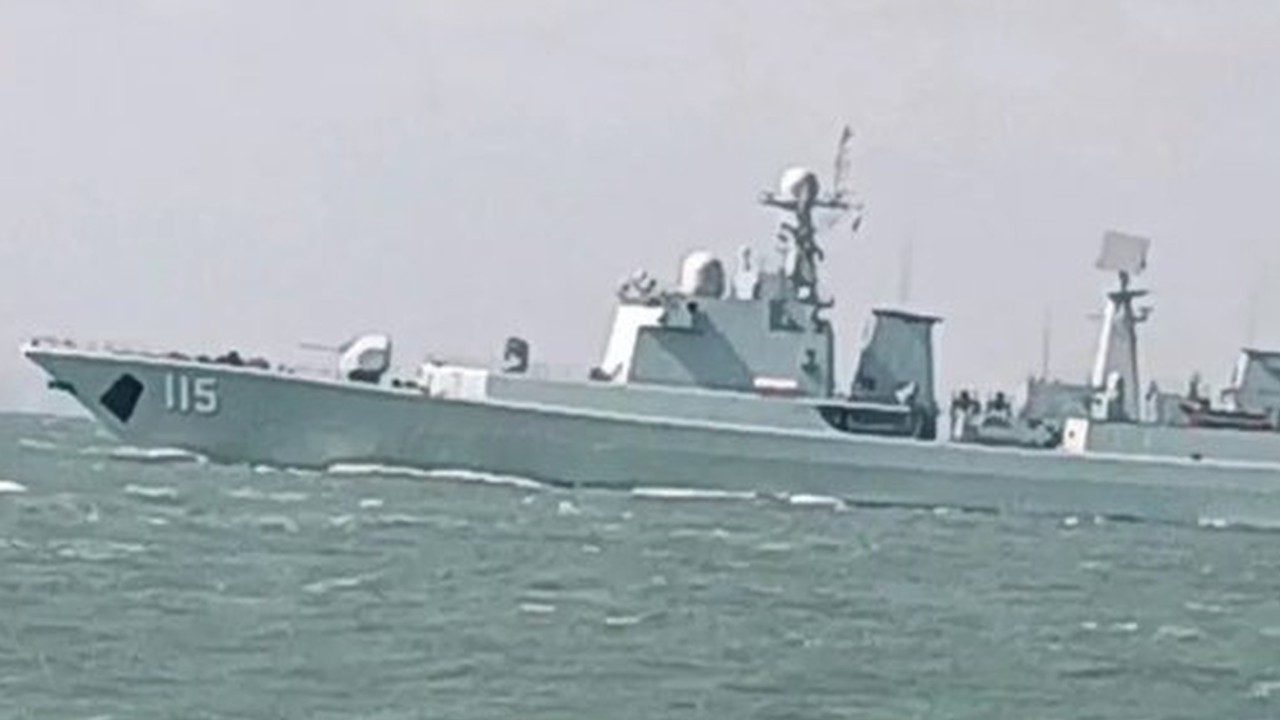 Çin'in Type 051C destroyeri yenilendi: Eski savaş gemileri emekliye ayrılıyor