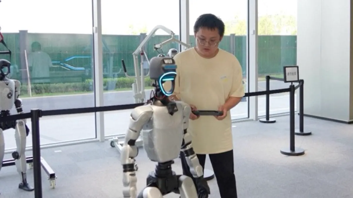 Çin'de robotlar için ilk okul açıldı