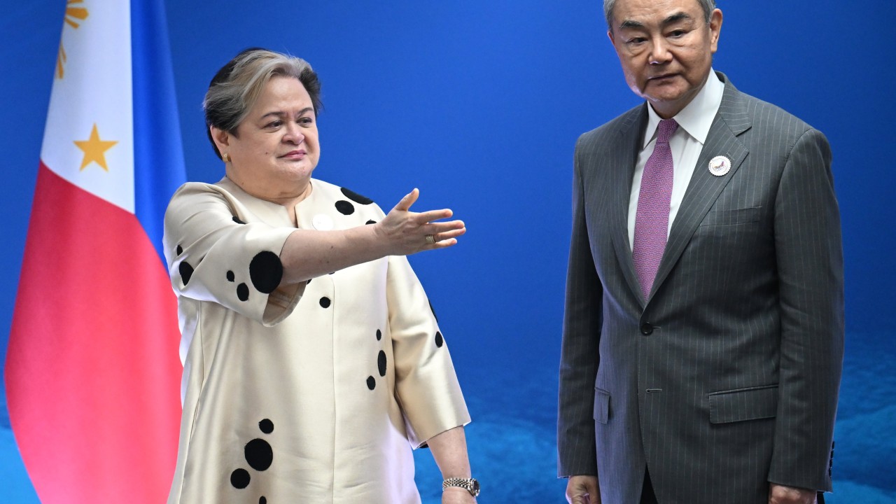 Çin'den Filipinler'e 'acı sonuçlar' uyarısı