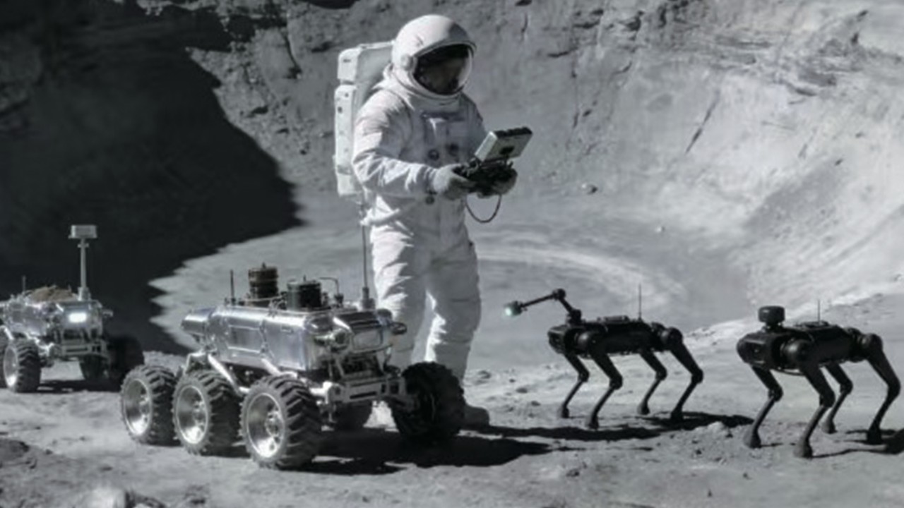 Çin'in Ay üssü robot köpeklerle korunacak