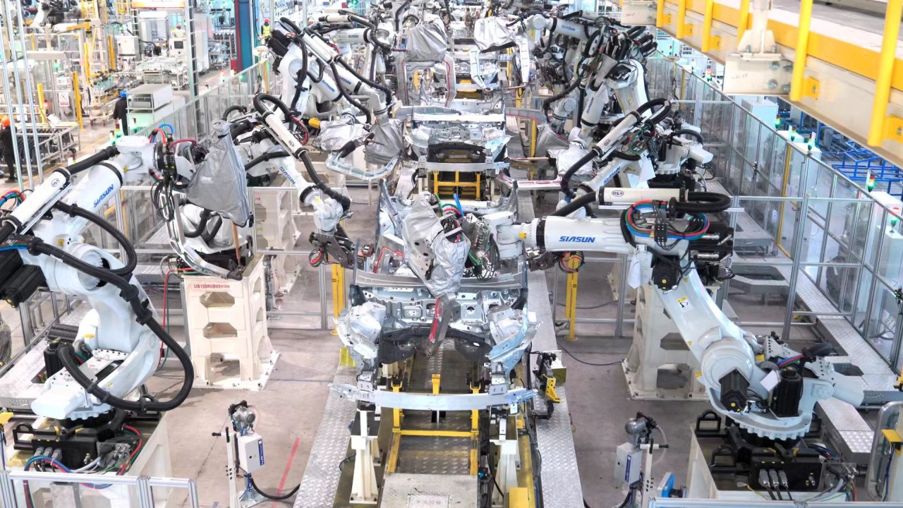Çin'in Geely'si İspanya'da Ford ile Ortak Oldu