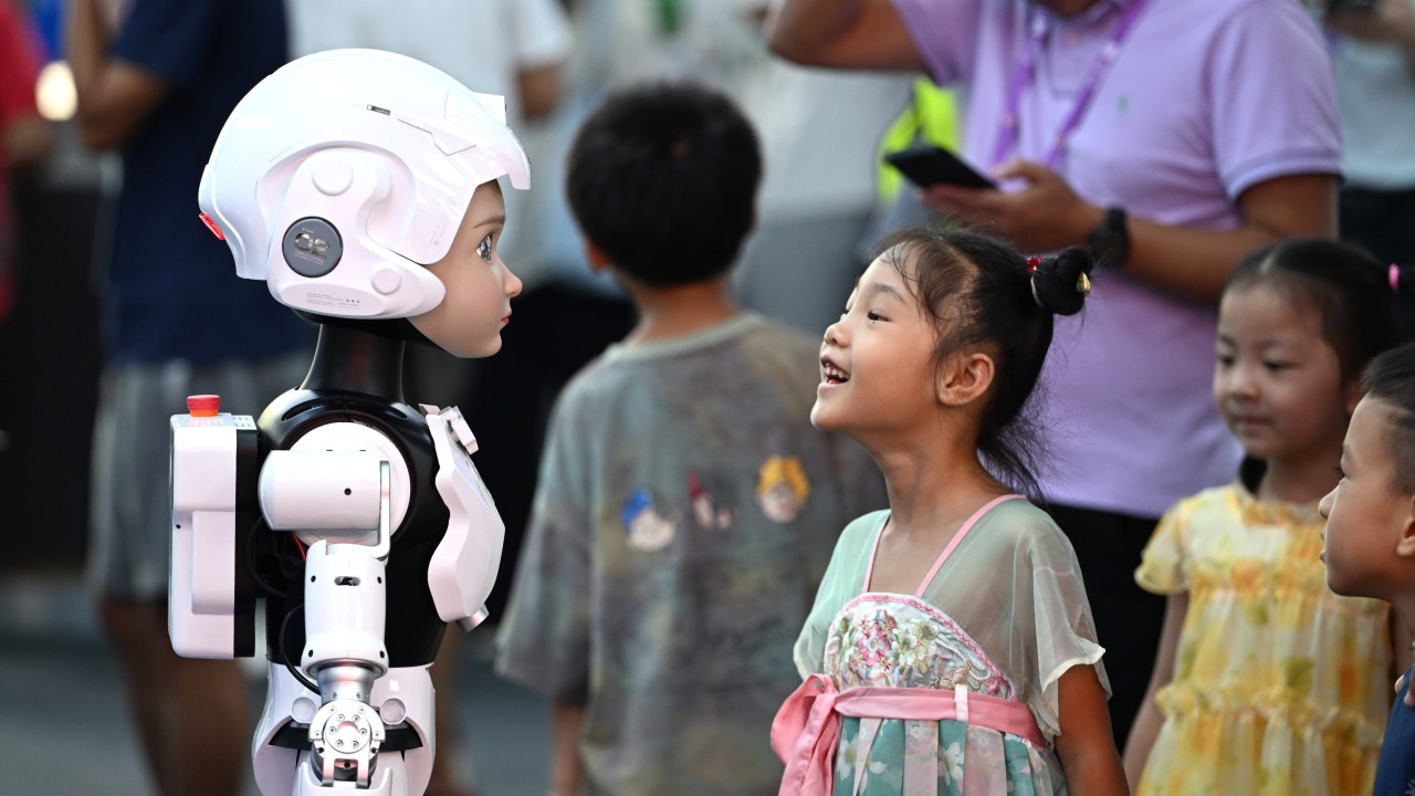 Çinli çip üreticisi Hygon'dan robot yongası hamlesi
