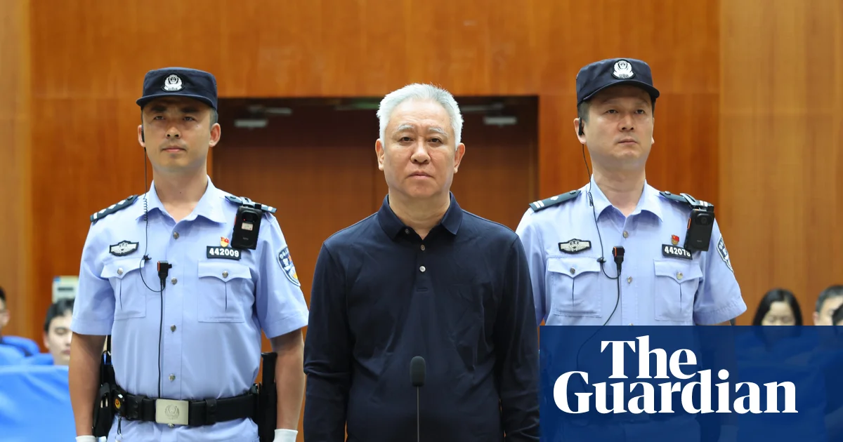 Çinli Evergrande'nin kurucusu Hui Ka Yan ömür boyu hapis cezasına çarptırıldı