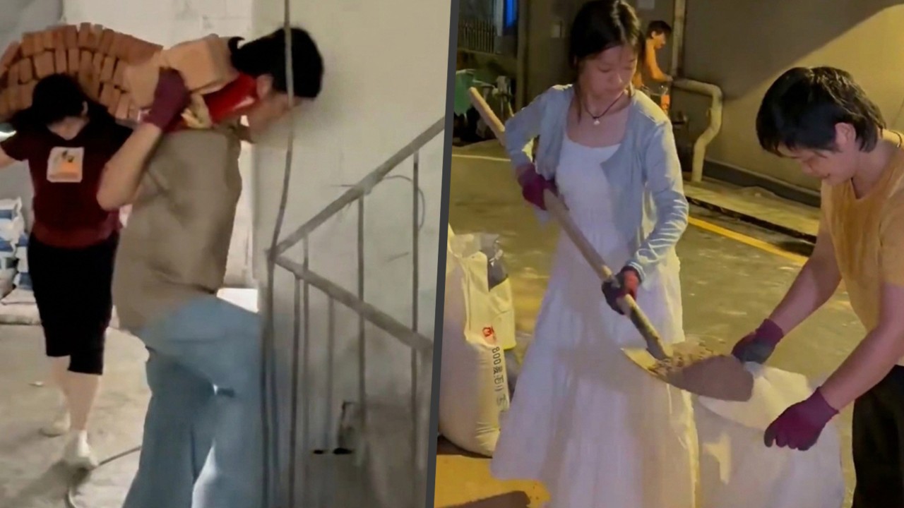 Çinli genç, üniversite harçlığını inşaatta tuğla taşıyarak çıkarıyor