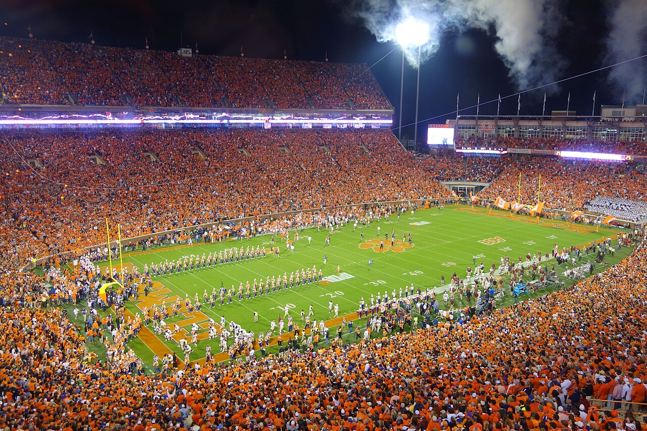 Clemson-Miami Maçı Şiddetli Yağış Tehdidi Altında