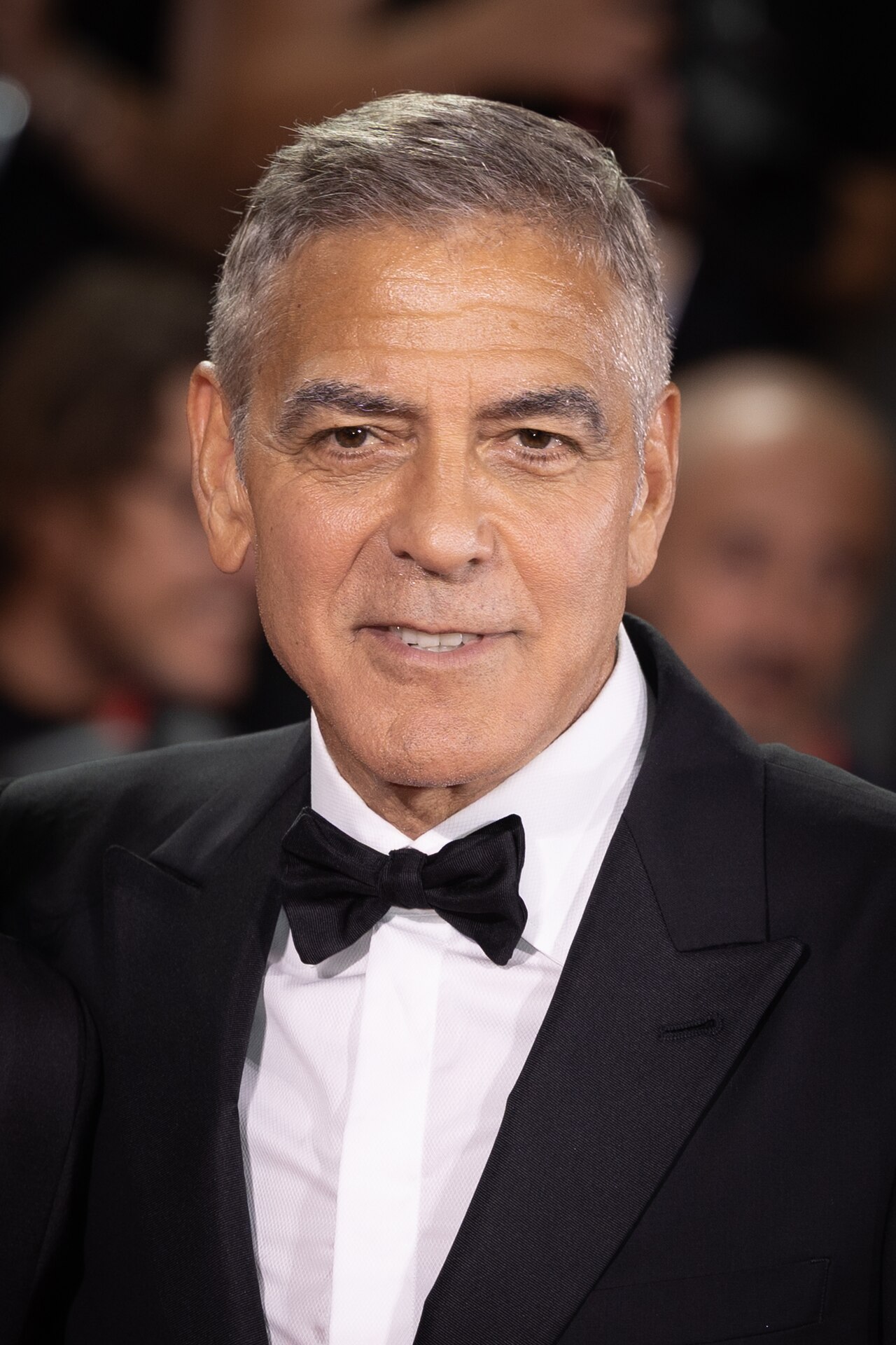 Clooney'nin 2028 Demokrat Aday Tercihleri: Ossoff, Pritzker, Beshear