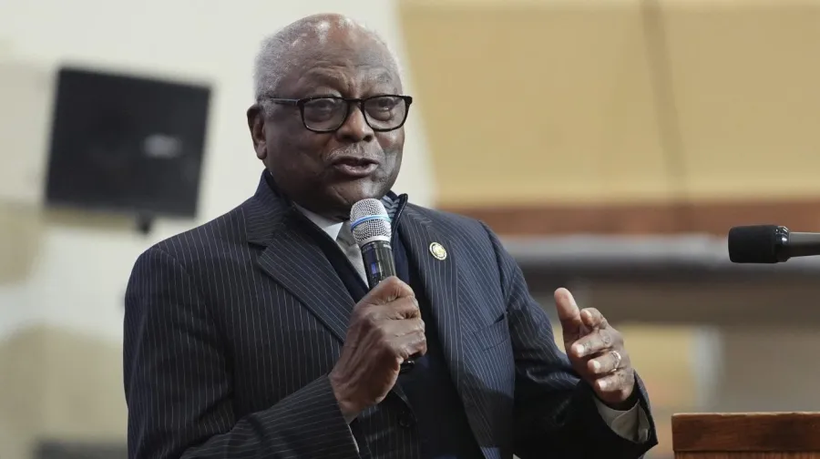 Clyburn'dan ABD Yüksek Mahkemesi'ne üye artırma çağrısı