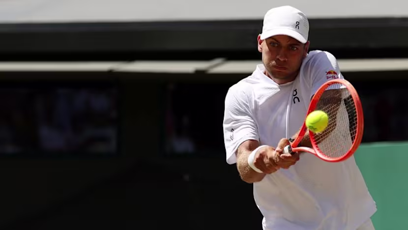 Cobolli'nin Wimbledon Yolculuğu: Geçici Evsizlikle Sonuçlandı