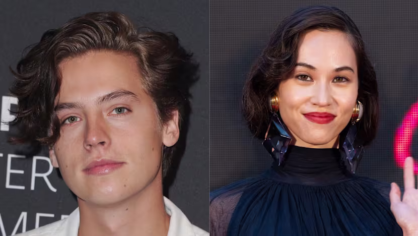 Cole Sprouse ve Kiko Mizuhara Singapur Film Festivali'nde