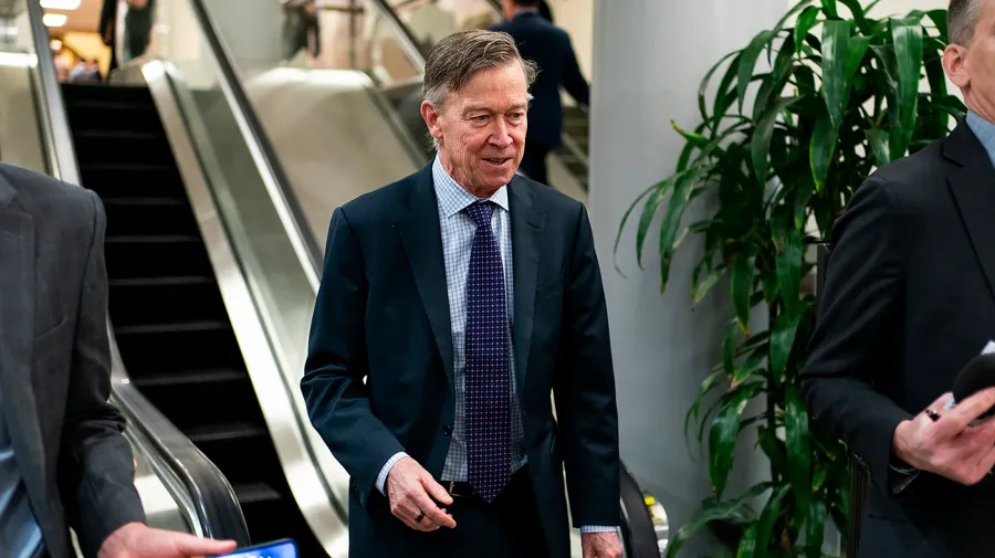 Colorado'da Senato Ön Seçimleri: Hickenlooper ve Baisley Kazandı
