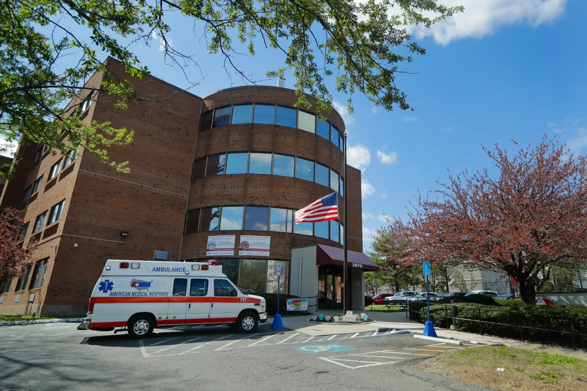 Connecticut'ta 911 Acil Çağrı Deneyiminizi Paylaşın