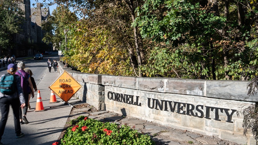 Cornell Üniversitesi'ne Cinsel Saldırı İddiası: Başkan 'Desteklemedi' Suçlamasına Yanıt Verdi