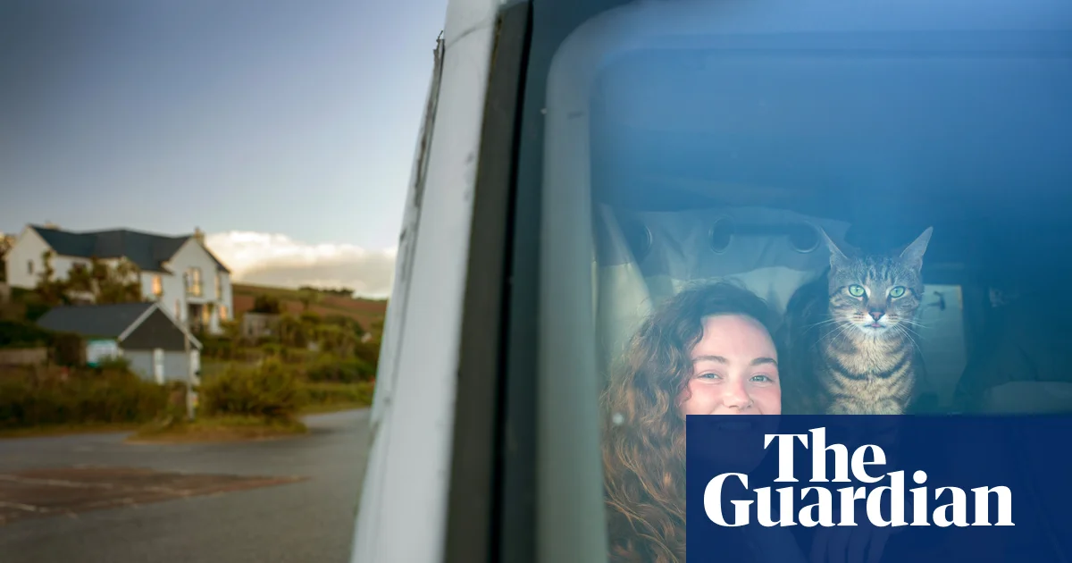 Cornwall'da konut krizi: Van hayatı yeni nesil mi doğurdu