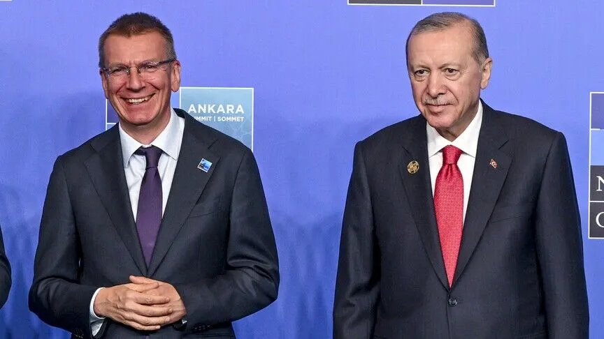 Cumhurbaşkanı Erdoğan, Letonya ile NATO iş birliğini görüştü