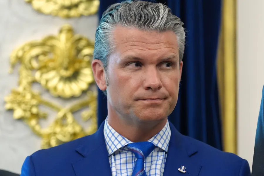 Cumhuriyetçi muhafazakarlar Hegseth’in savunma harcamaları iknasına direniyor