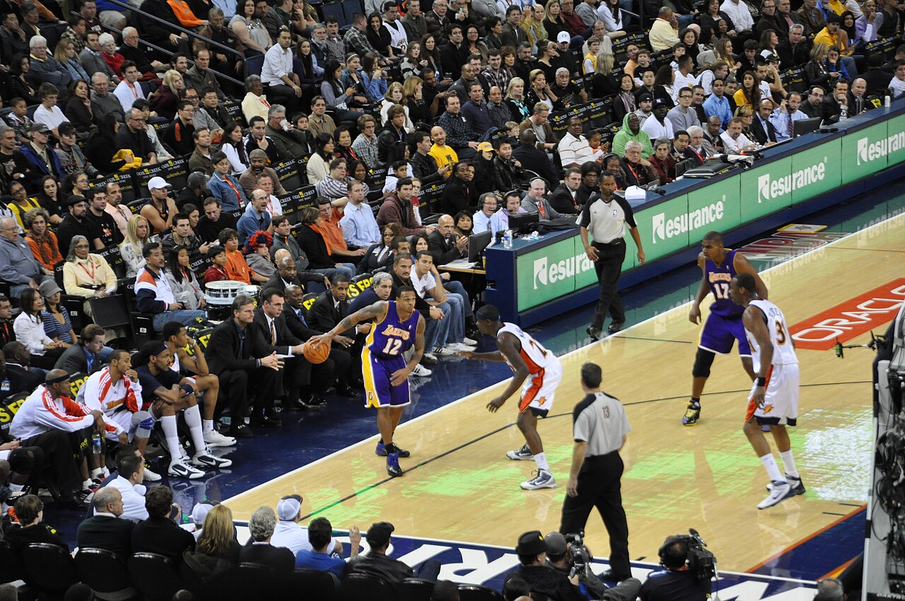 Curry'nin Sakatlık Durumu Lakers Maçı Öncesi Netleşti