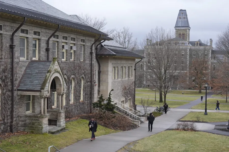 DA, 2024'te Cornell'de 7 erkek tarafından tecavüze uğradığını iddia eden öğrencinin davasını yeniden açtı