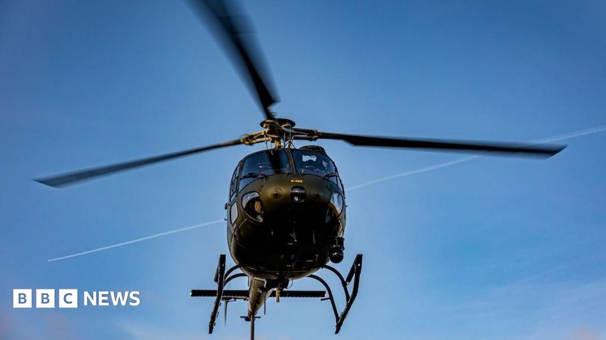 Danimarka: Rus savaş gemisi helikoptere işaret fişeği attı