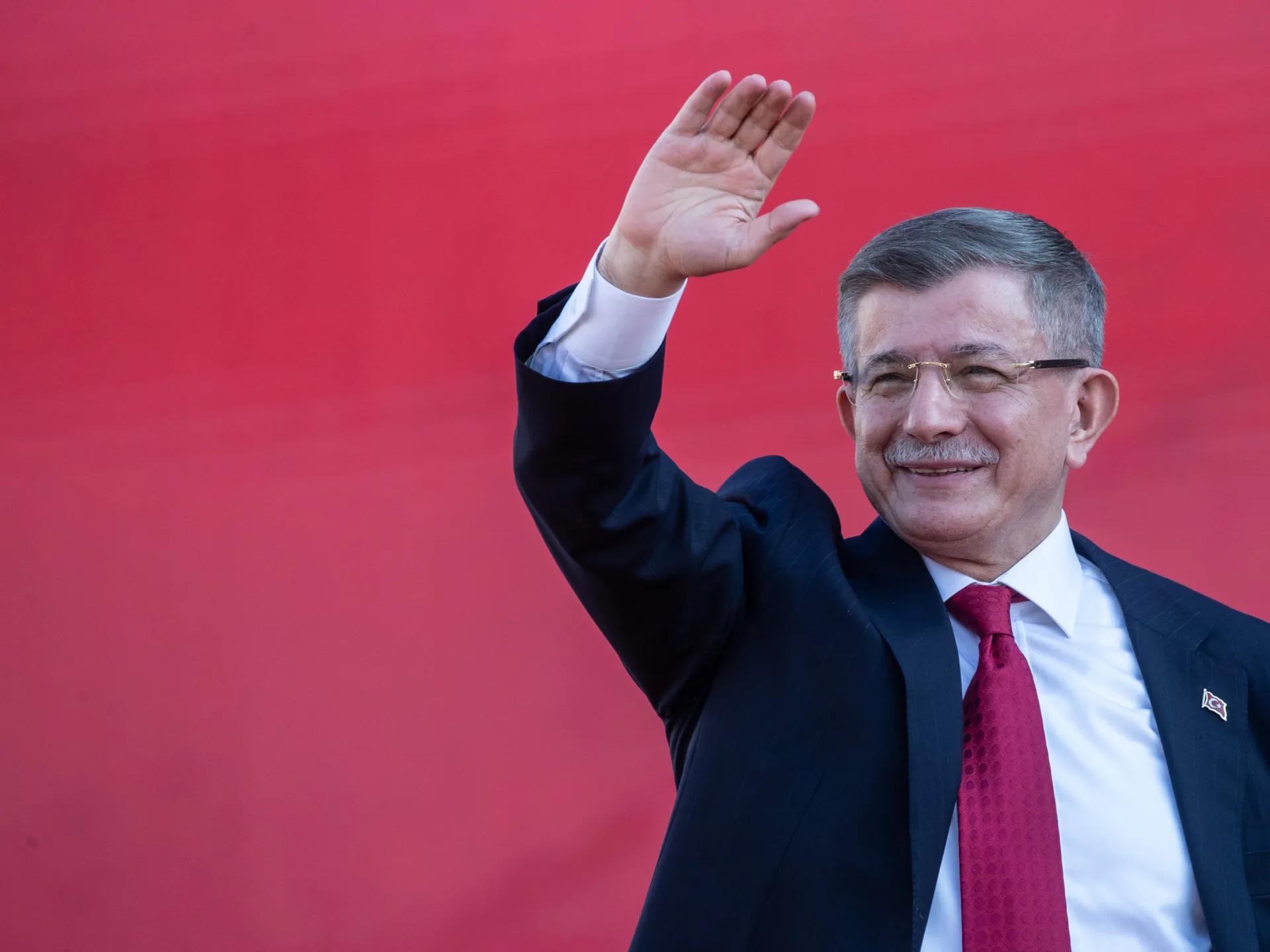 Davutoğlu'nun Türkiye'ye Etkisi ve Siyasi Yolculuğu