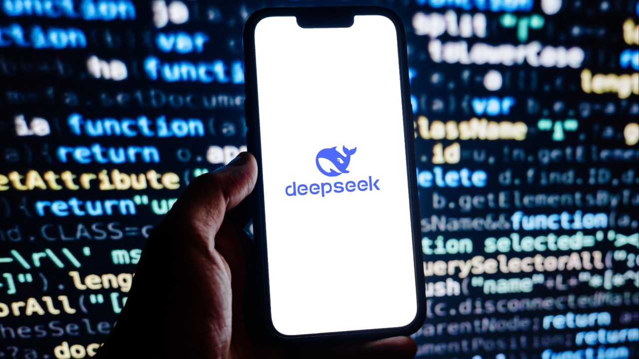 DeepSeek'ten büyük kesinti sonrası kullanıcılara iade