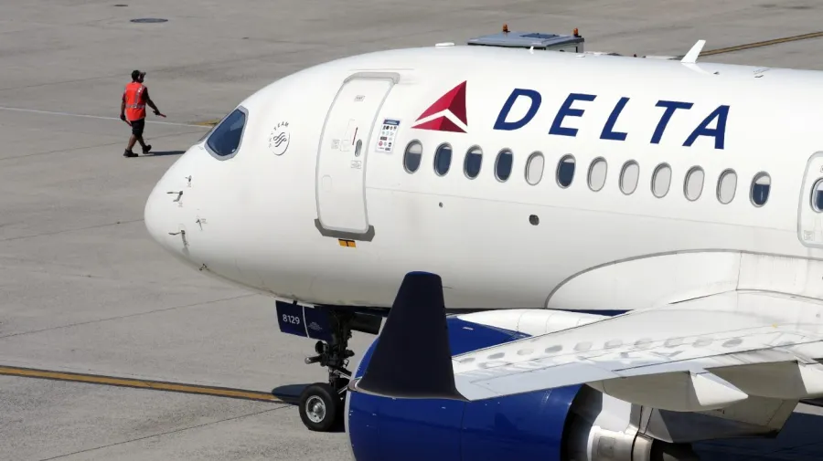 Delta Uçağında Kabinde Duman: Porto'ya Acil İniş