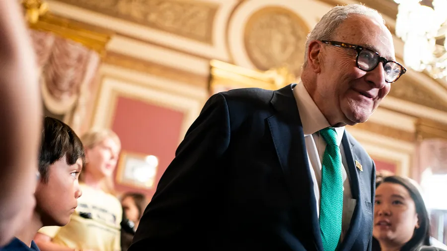 Demokratlar Schumer'ın Liderliğine Karşı Çıkıyor