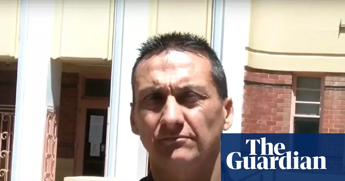 Dezi Freeman soruşturmasında iki tutuklama: Polis katilin NSW'e kaçtığını belirledi