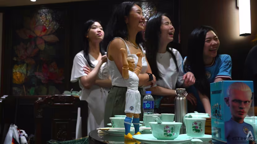Dim Sum ve Dünya Kupası: Hong Kong çayevinde futbol coşkusu
