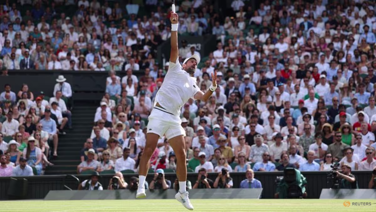 Djokovic, Federer rekoruna bir adım daha yaklaştı